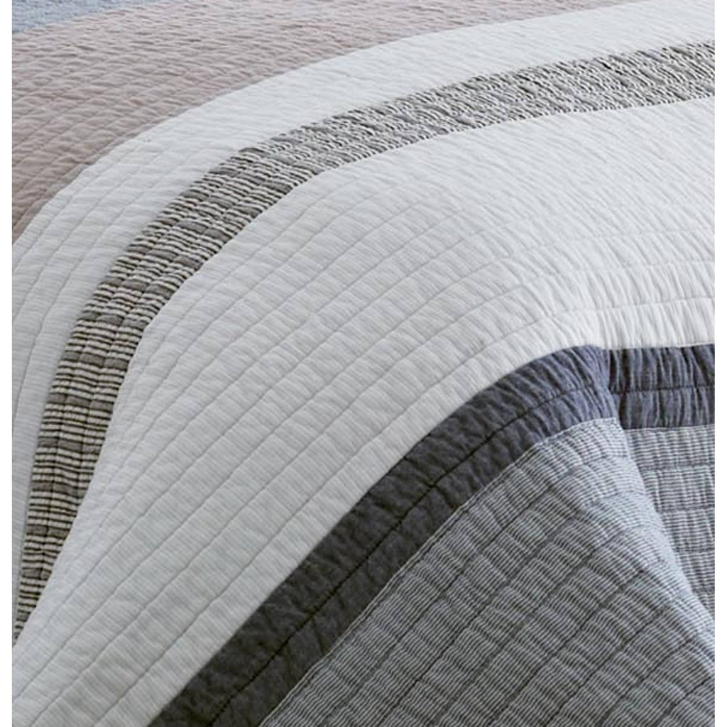 King Cotton Reversible Quilt T39387