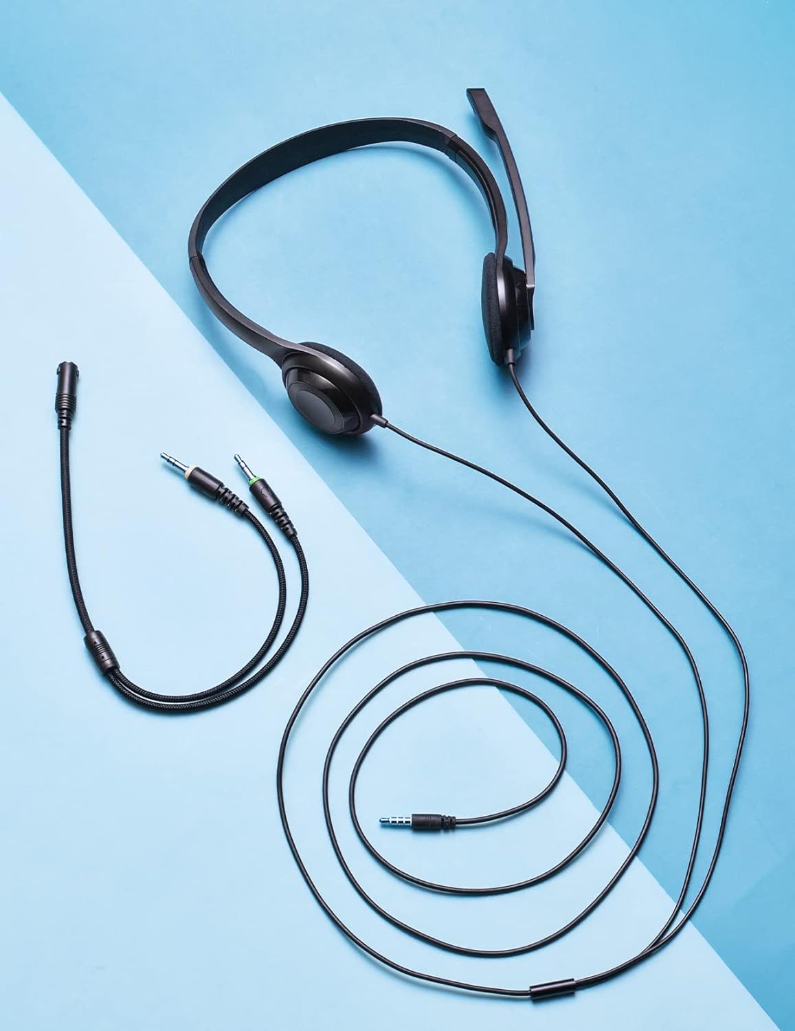 Wired On-Ear Headset with Microphone, 3.5mm Jack, Pack of 2 O7041