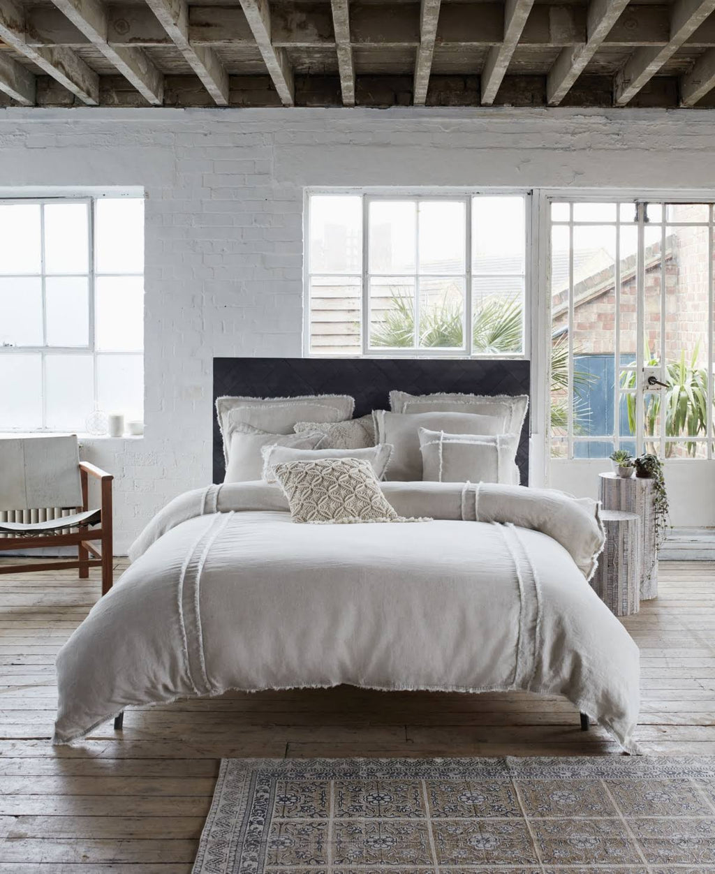 Queen Duvet Cover Set in Natural Grey G91305