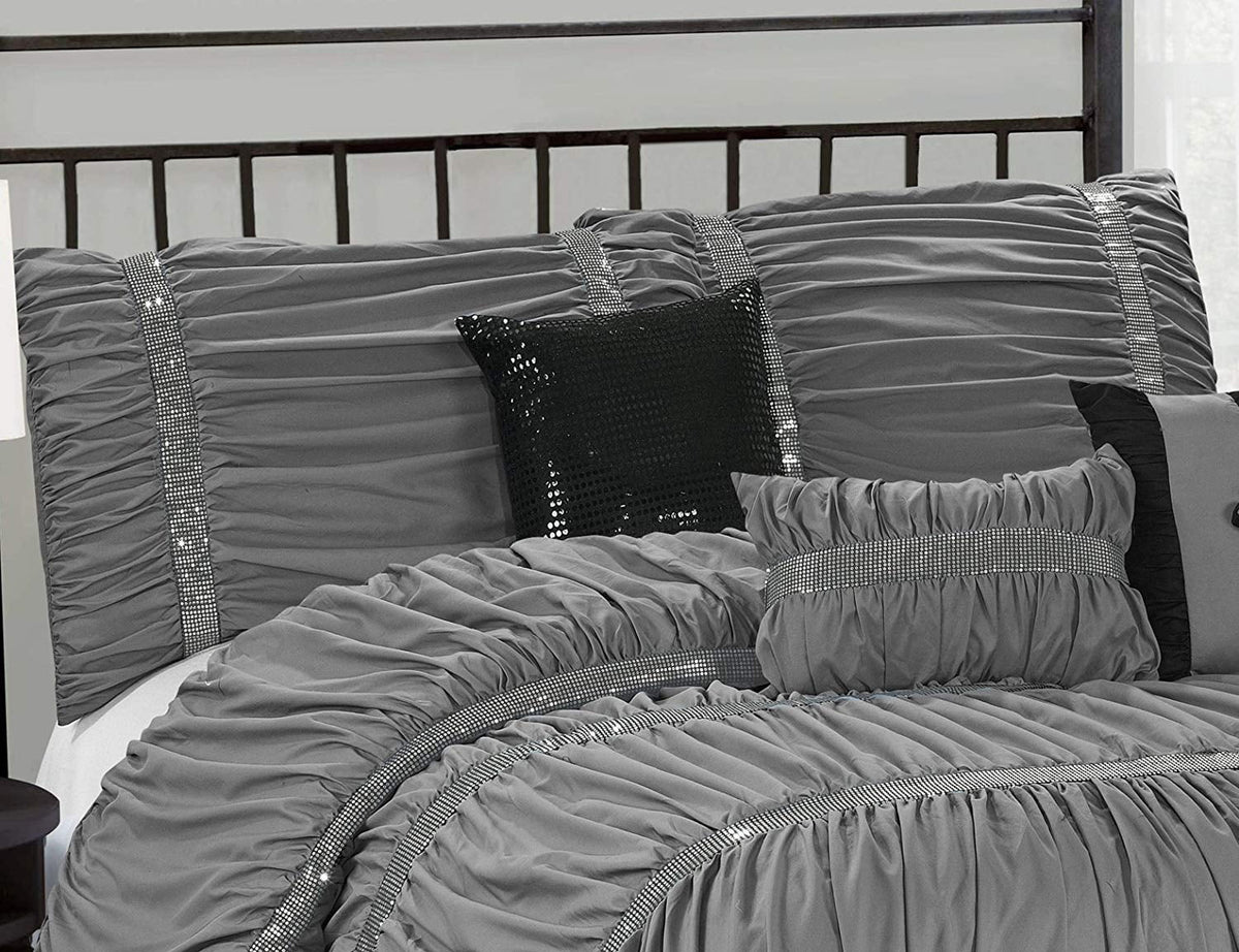 250 Thread Count 7 Piece Queen Comforter Set U149
