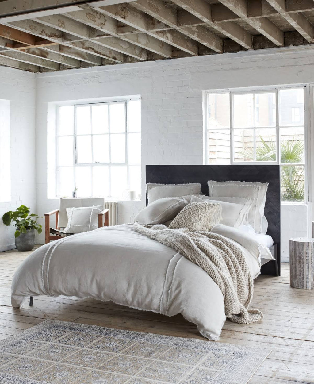 Queen Duvet Cover Set in Natural Grey G91305