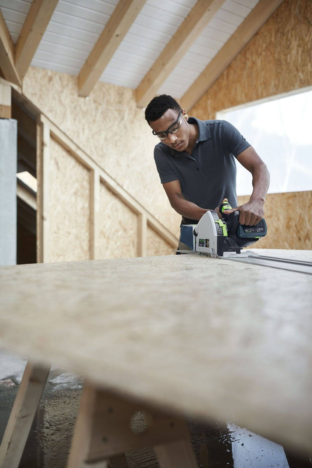 Cordless Track Saw F3239