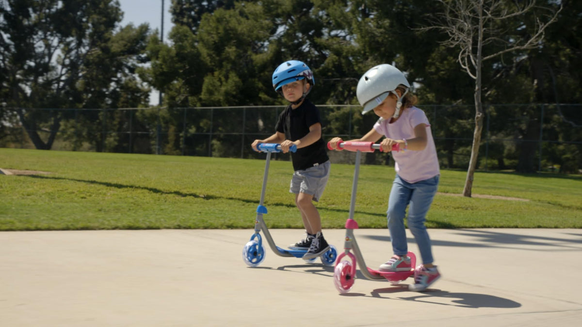 3-Wheel Kick Scooter for Younger Children Z6475