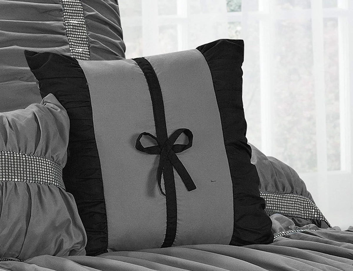 250 Thread Count 7 Piece Queen Comforter Set U149