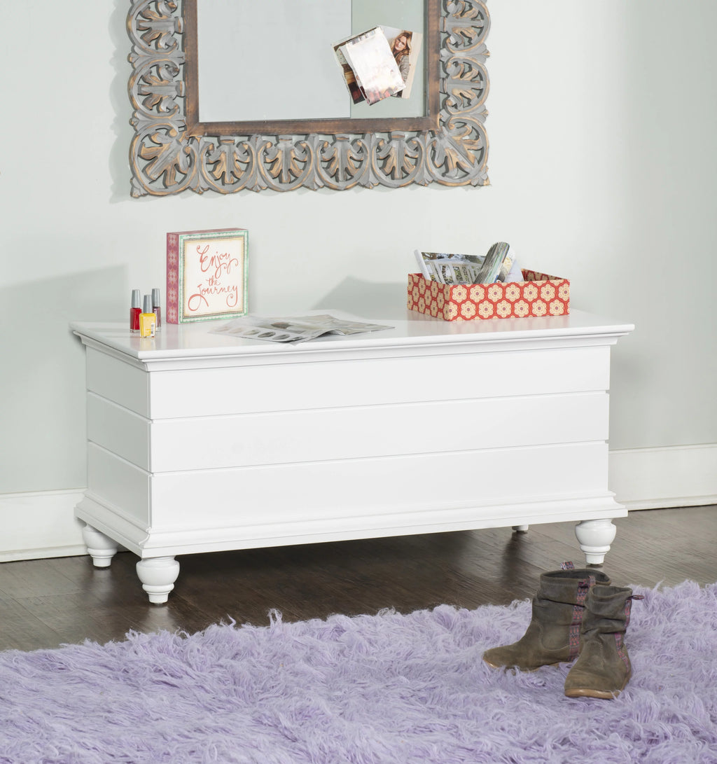 White Cedar Storage Chest A479564