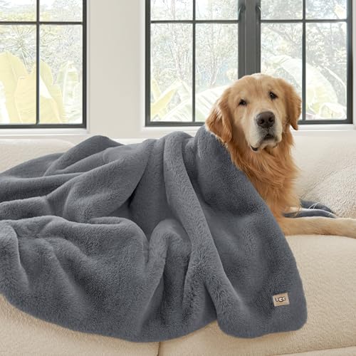 Charcoal Dark Grey 50-inch x 70-inch Faux Fur Throw Blanket B48413