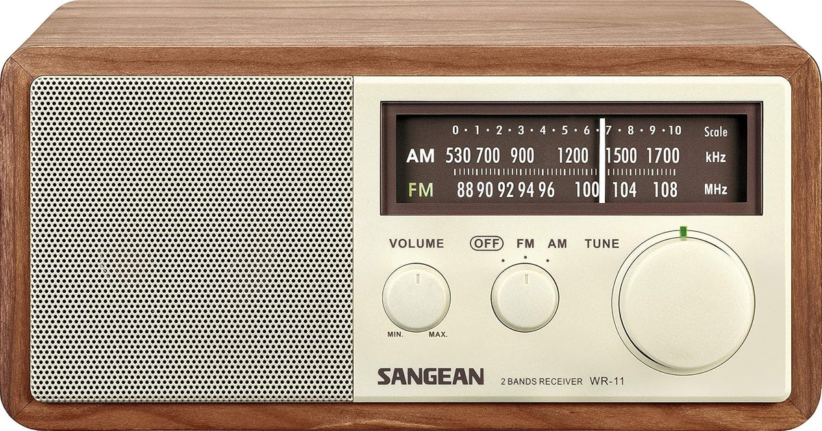 Wood Cabinet AM/FM Table Top Analog Radio Z8178
