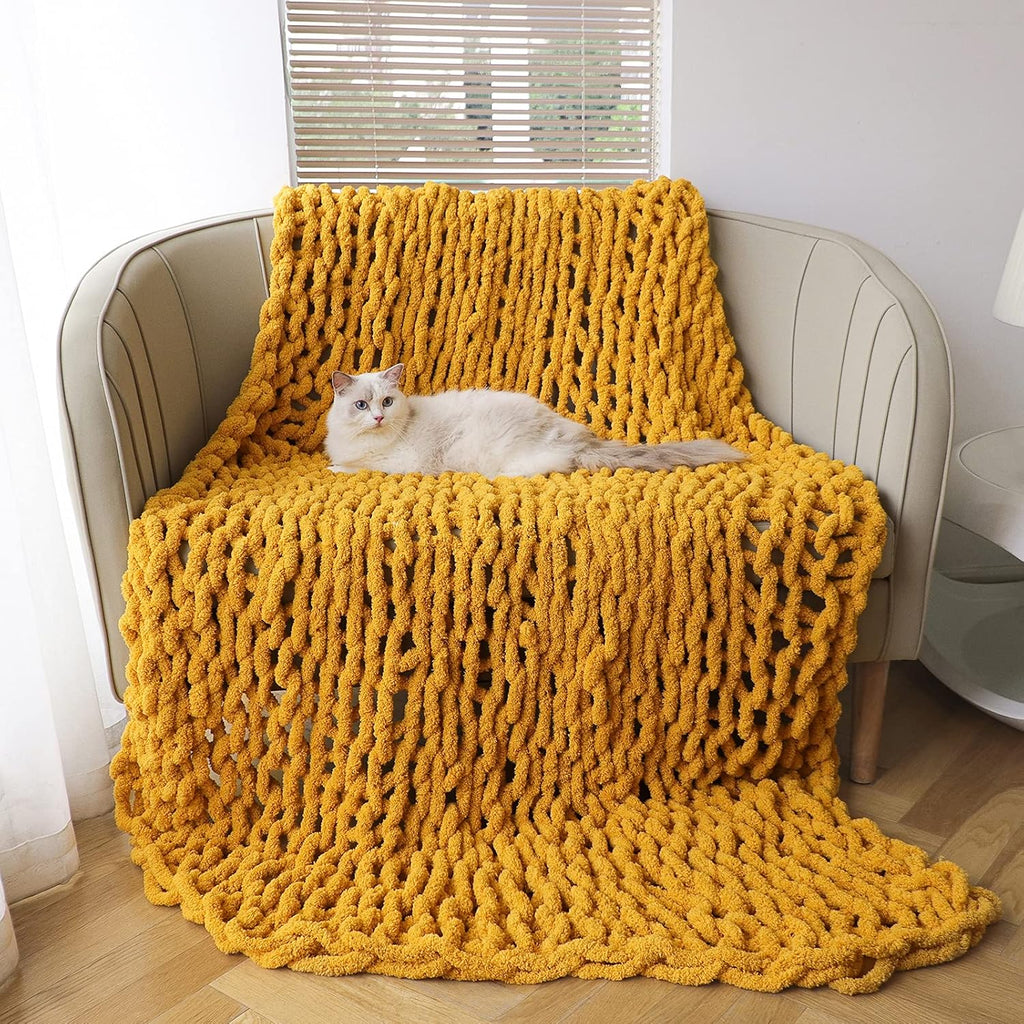 Chunky Knit Chenille Throw Blanket 50 x 60 R598
