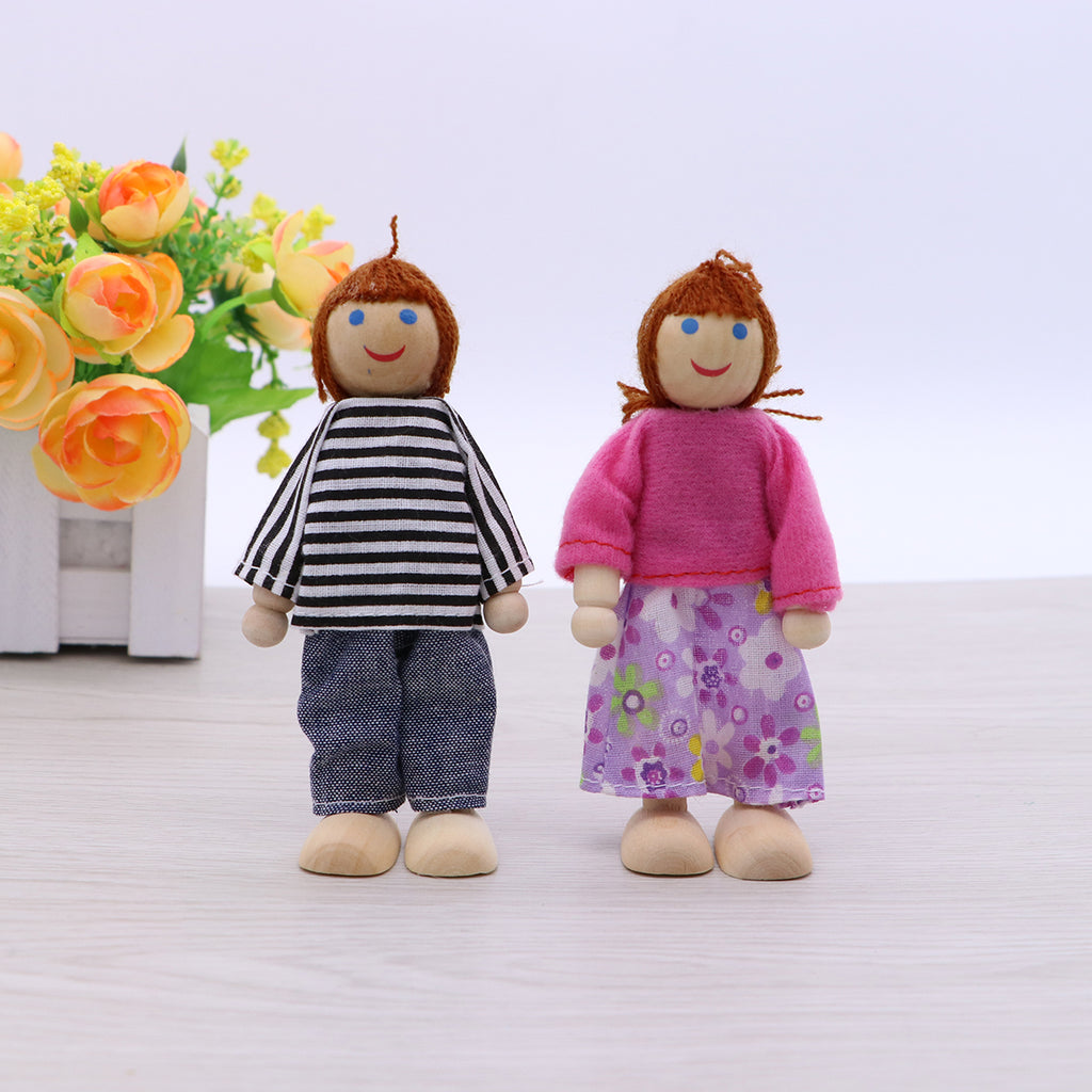 7pcs Wooden Dolls Pretend Play Set U2342