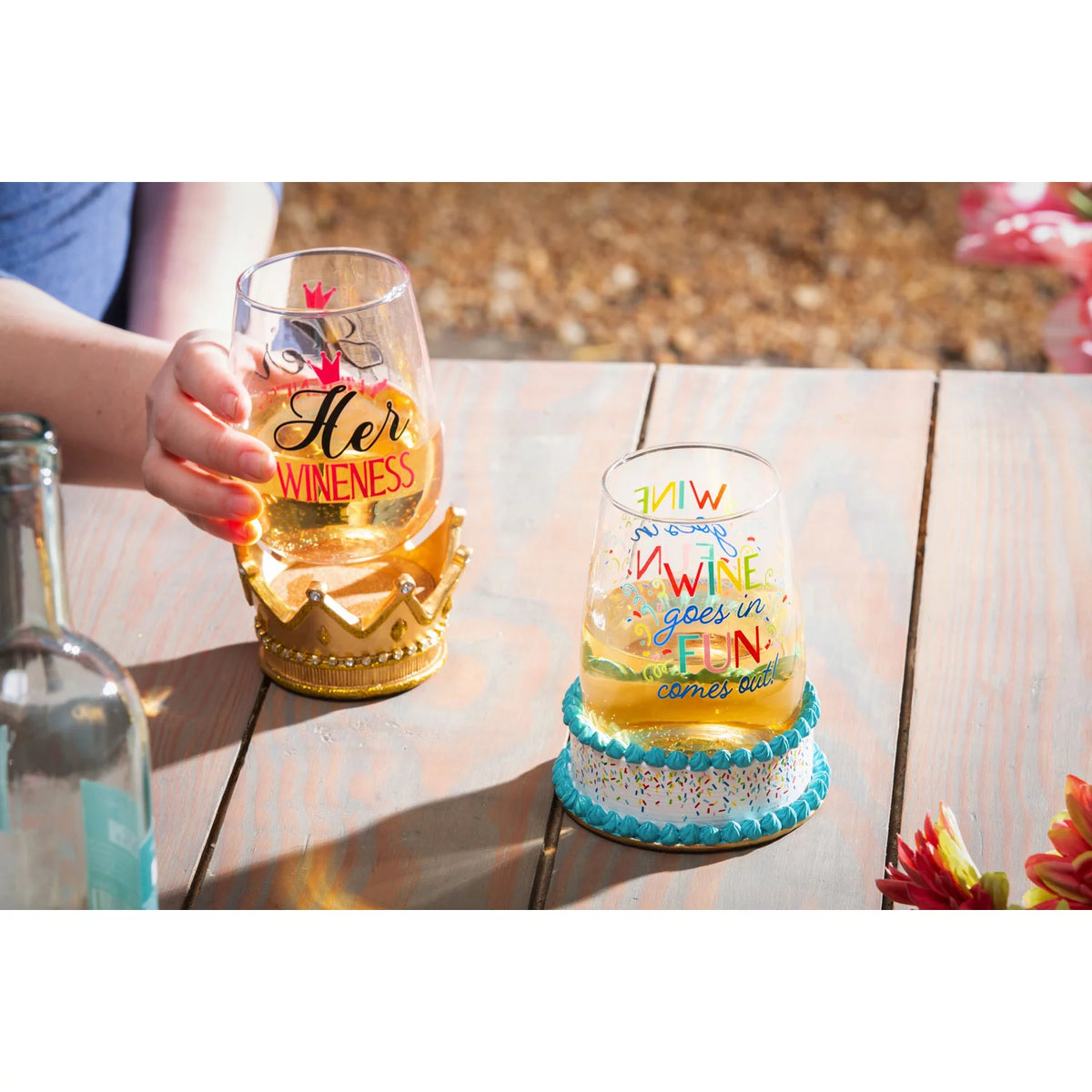 Wine Glass with Coaster Base N161559