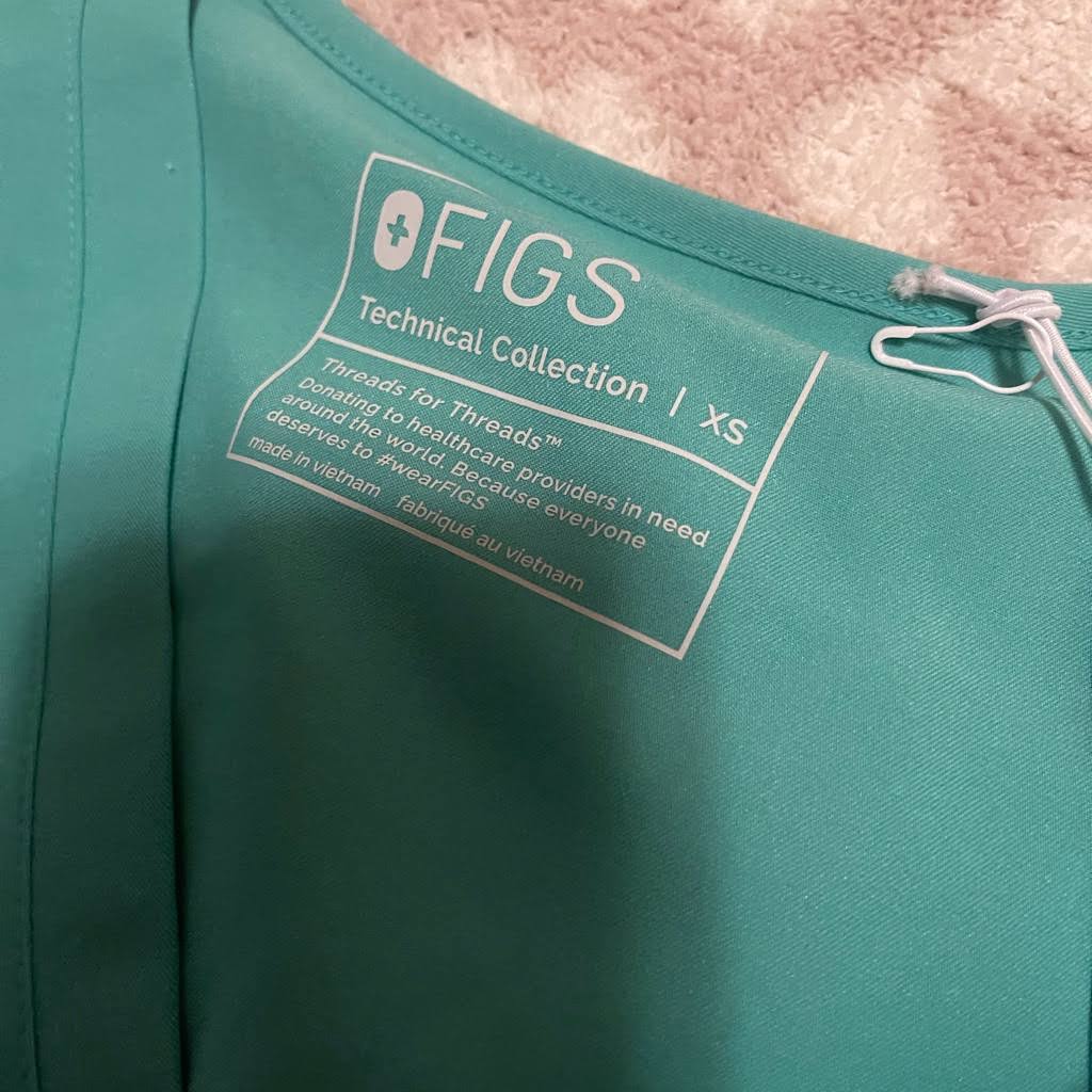 XS Surgical Green One Pocket Scrub Top G838