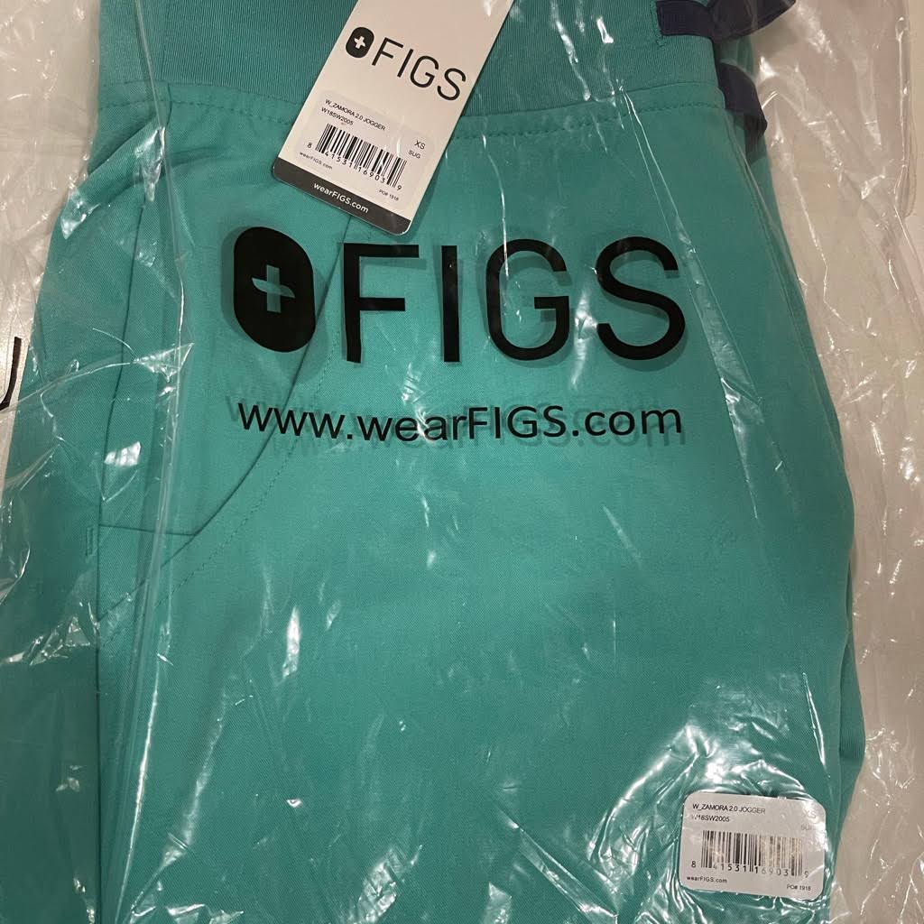 XS Surgical Green One Pocket Scrub Top G838